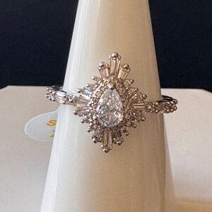 Bomb Party – LUMINA - RG97706 Brilllance Unbounded